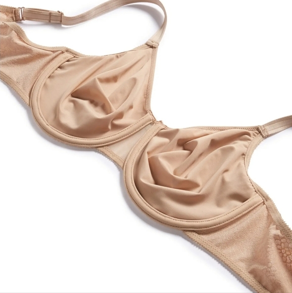 Chantelle Intimates C Magnifique Underwire Minimizer Bra - Picture 5 of 11